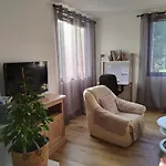 Holiday home L'atelier De Robert