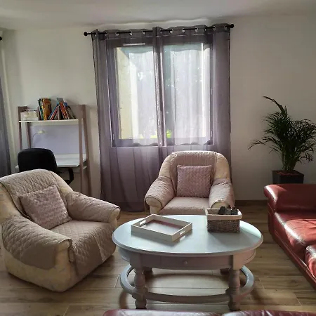 بيت للعطل L'atelier De Robert قرقشونه